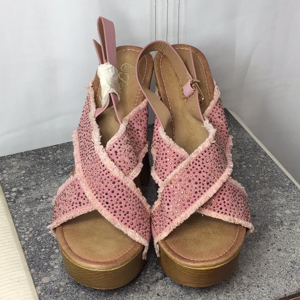 🆕 Forever ‘Amazing 22’ Pink Rhinestone Denim Platform Heel Sandals Sz.10 NWOT - Picture 4 of 11